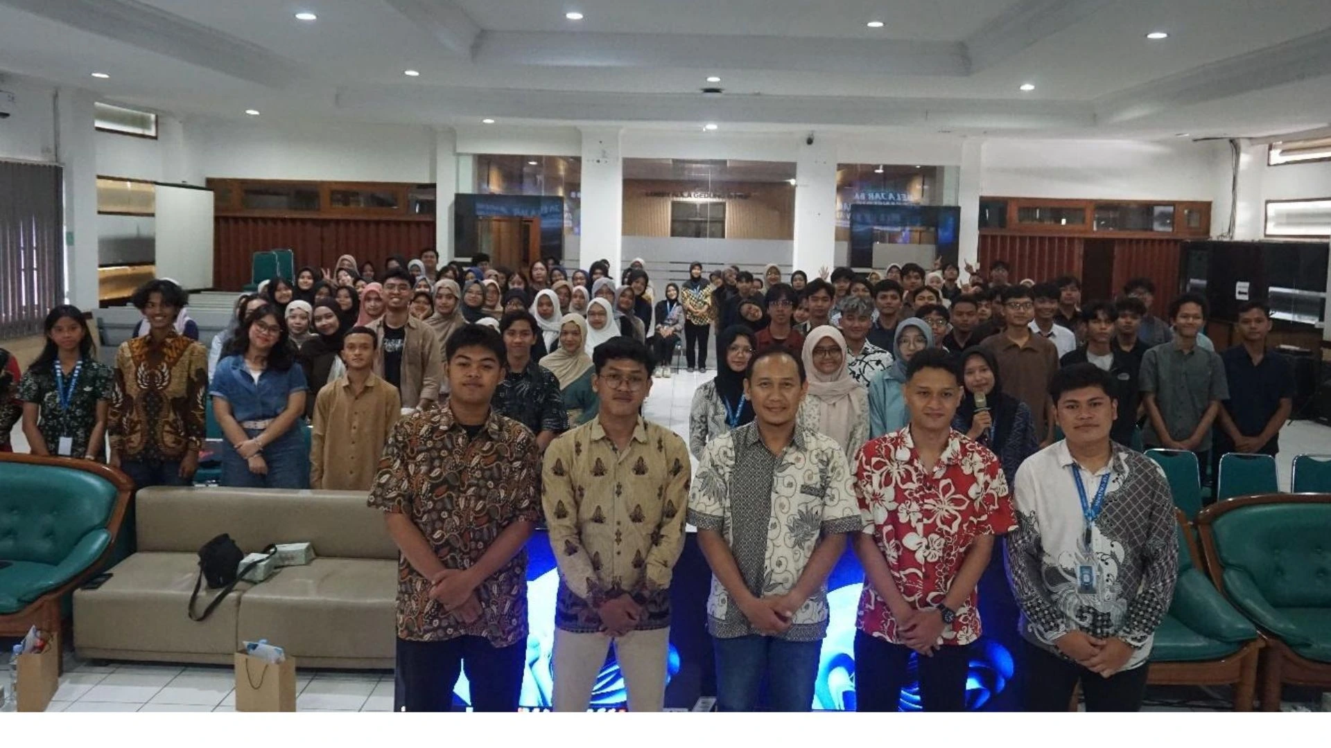 BARISAN (Belajar Bareng Instansi dan Alumni) 2025